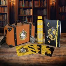 Harry Potter Colourful Crest Hufflepuff premium gift set - Inspire Newquay