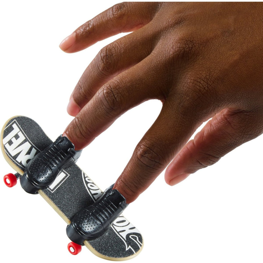 Hot Wheels Tony Hawk Fingerboard Venom - Inspire Newquay