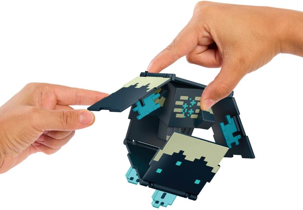 Mattel - Minecraft Flippin' Figs Skulk Catalyst and Warden - Inspire Newquay