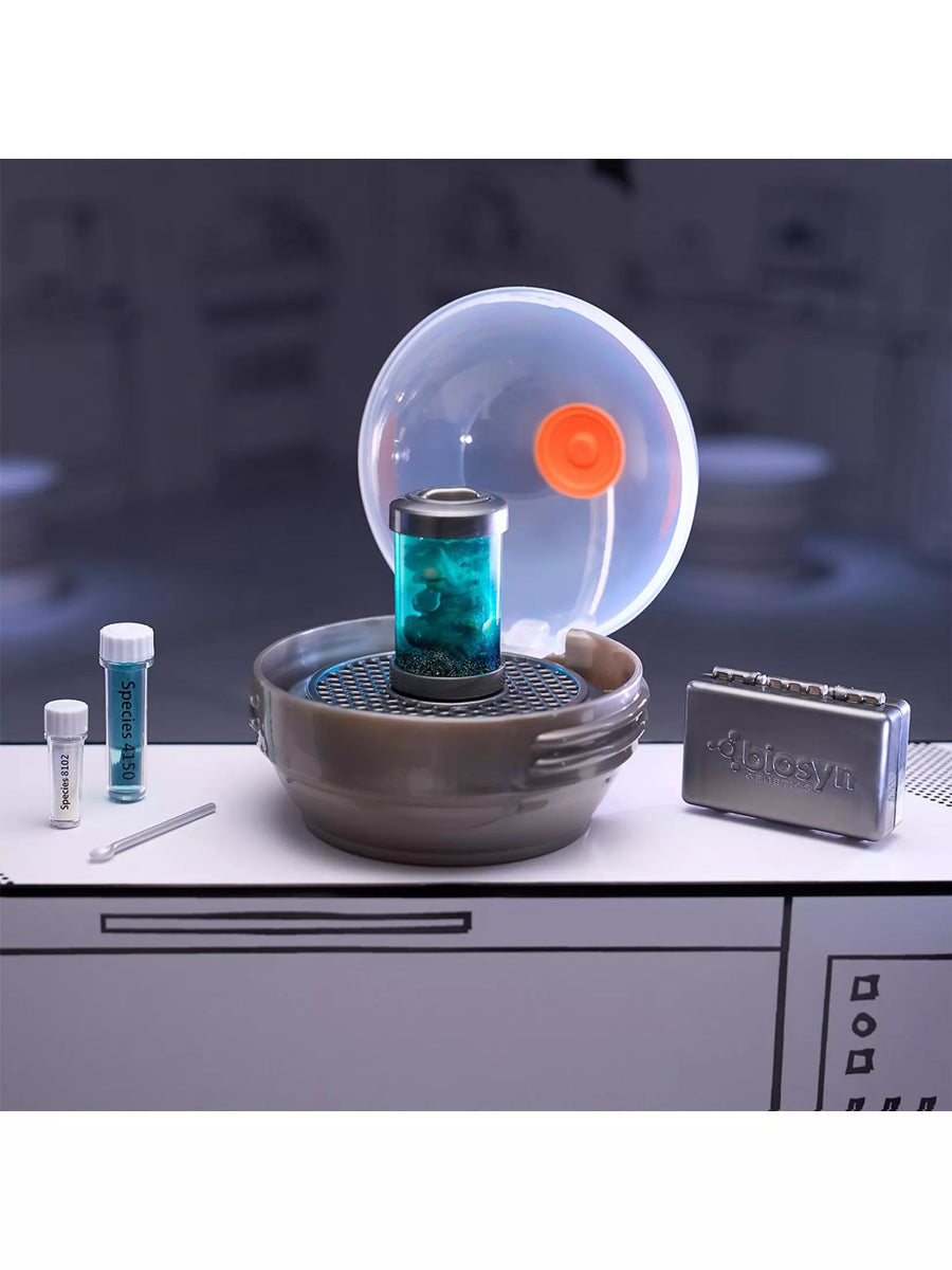 MGA's Miniverse Make It Mini Dinosaurs Jurassic World (1 RANDOM Supplied) - Inspire Newquay