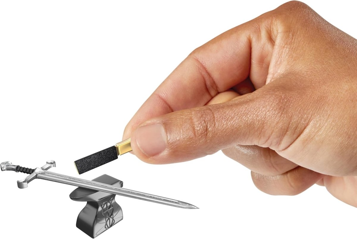 MGA's Miniverse - Make It Mini - The Lord of the Rings (1 RANDOM Supplied) - Inspire Newquay