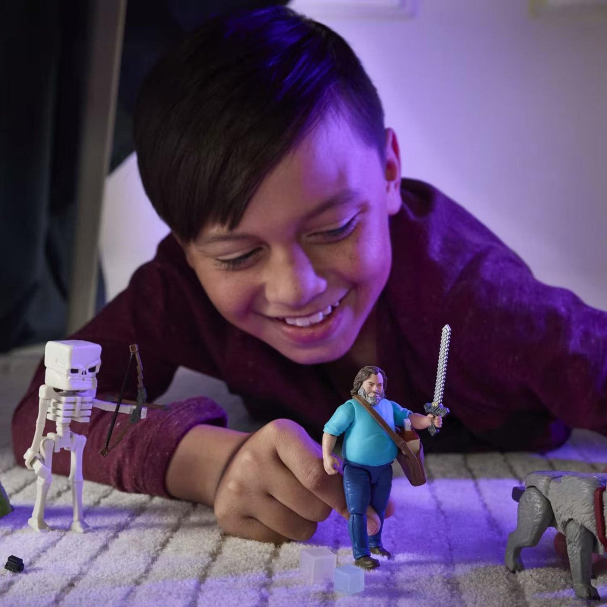 Minecraft Movie Steve 4 - inch Action Figure & Accessories - Inspire Newquay