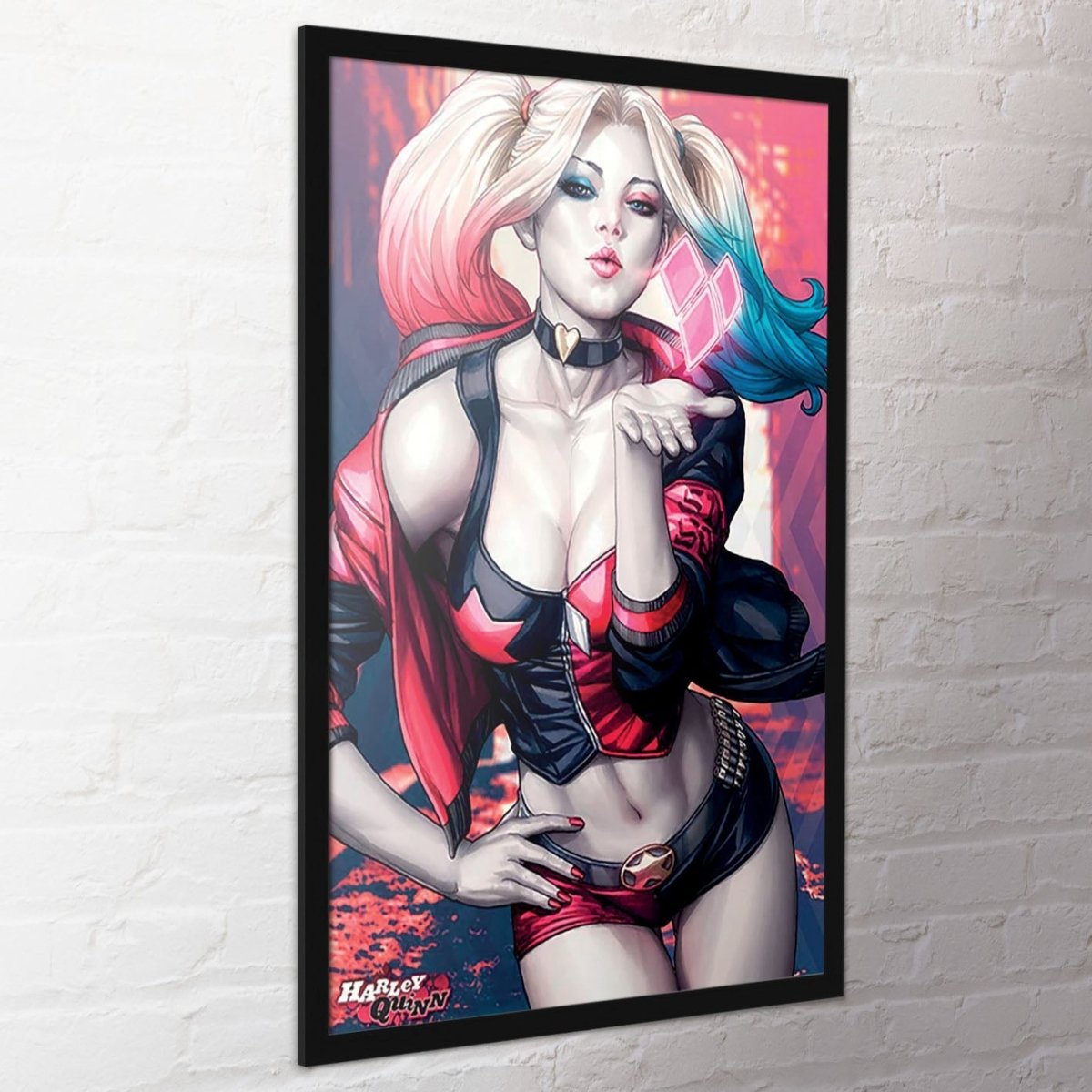 Batman (Harley Quinn Kiss) 61 X 91.5cm Maxi Poster - Inspire Newquay