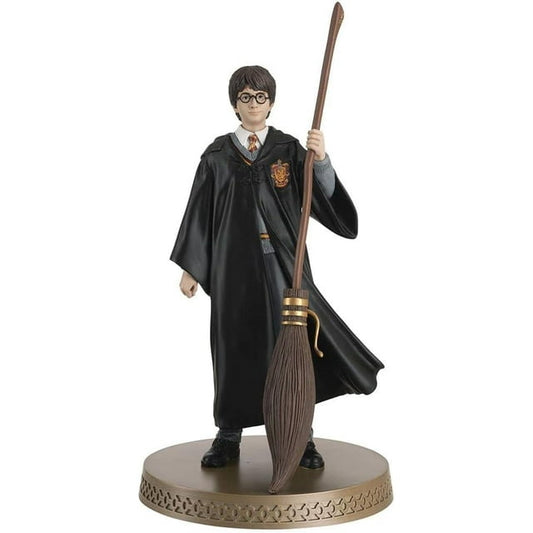 Harry Potter 1:6 Mega Statue | Harry Potter with Wand and Broomstick - Inspire Newquay